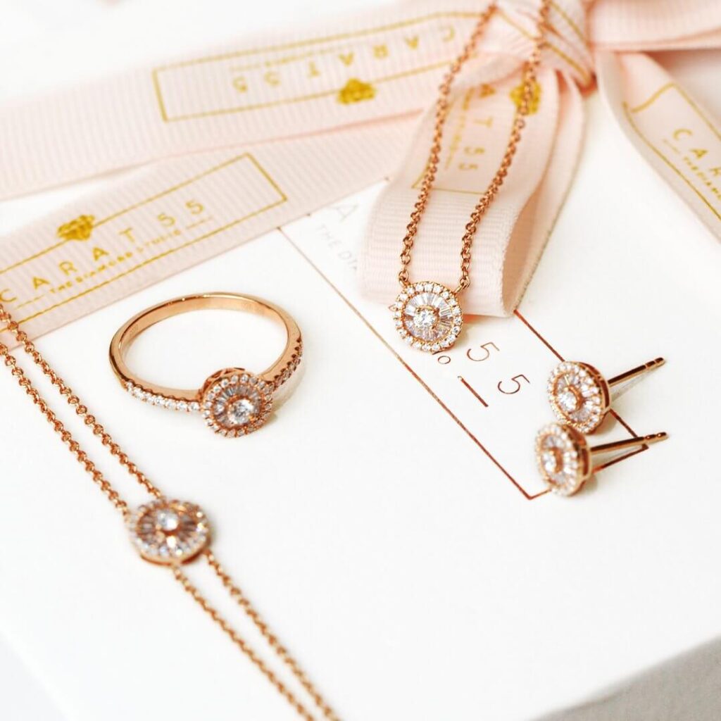 Trixie Halo, Signature Collection by Carat 55